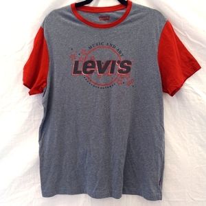 Levi's men's Music & Art baseball tee, short sleeved, size large